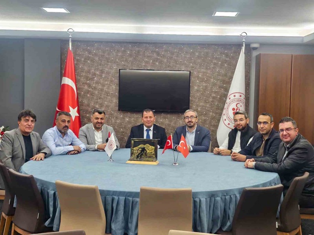 Erciyes'te kış sezonu öncesi tesis ve sportif faaliyetler değerlendirildi