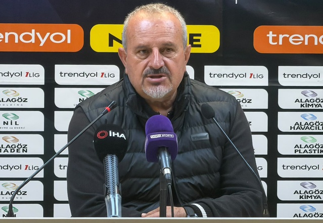 Münir Yıldırım, Boluspor'un Iğdır FK'ya 1-0 yenildiği maçta hakem kararlarını eleştirdi