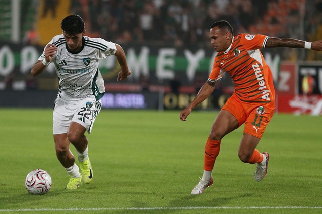 Kocaelispor kötü gidişatını Alanya'da sonlandırdı