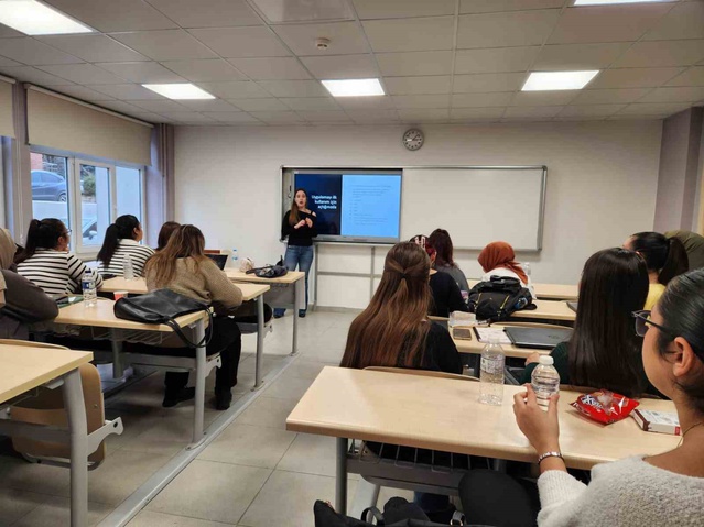 Anadolu Üniversitesi'nden Berra Binbir, ENDietS'te Türkiye'yi temsil edecek