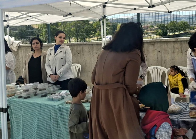 Ankara Güdül'de Güdül Anaokulunda Gazze için kermes düzenlendi, Kaymakam Akar katıldı