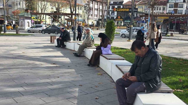 Kütahya, yüzde 73,76 mutluluk oranıyla Türkiye'nin en mutlu 5'inci şehri oldu