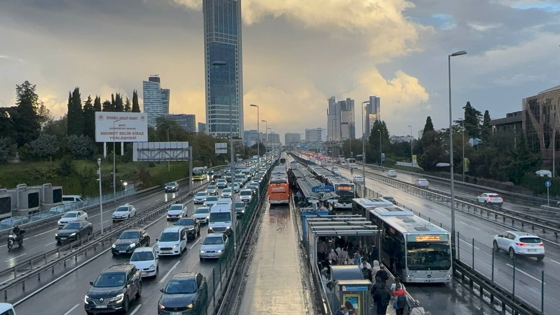 6 Ekim'de toplu ulaşım ücretsiz