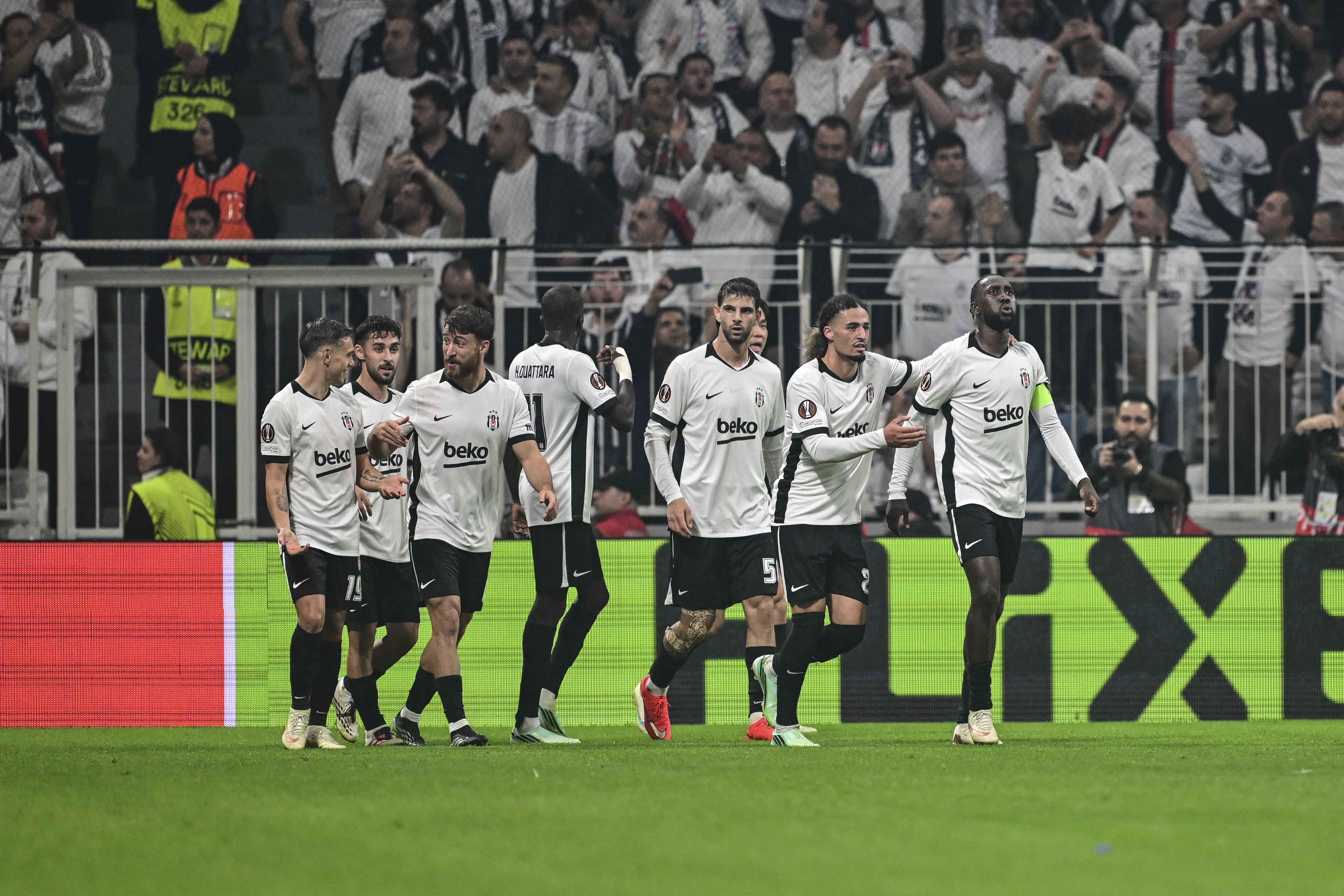 İstanbul'da kritik randevu. Beşiktaş-Başakşehir