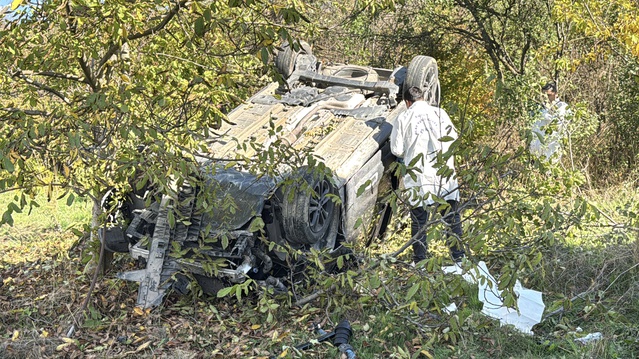 Karabük Eskipazar'da eşinin kullandığı araç devrildi, 59 yaşındaki kadın öldü