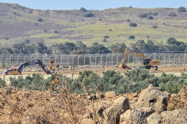 El-İhbariye'ye göre İsrail, Kuneytra'nın güneyinde Sufa 53 kazılarına yeniden başladı