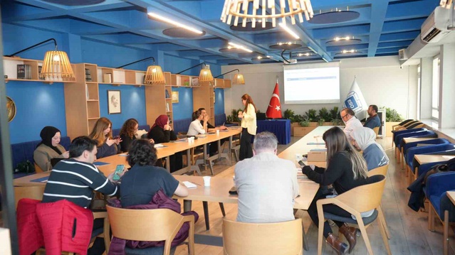 ESO'nun eğitiminde sanayicilere standart iş ve süreç istikrarı anlatıldı