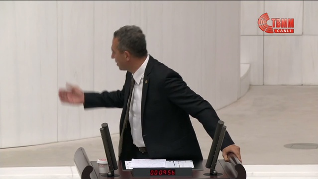 Özlale TBMM'de fon krizinde riske 'AK Parti riski' dedi, 455 bin mağdur var