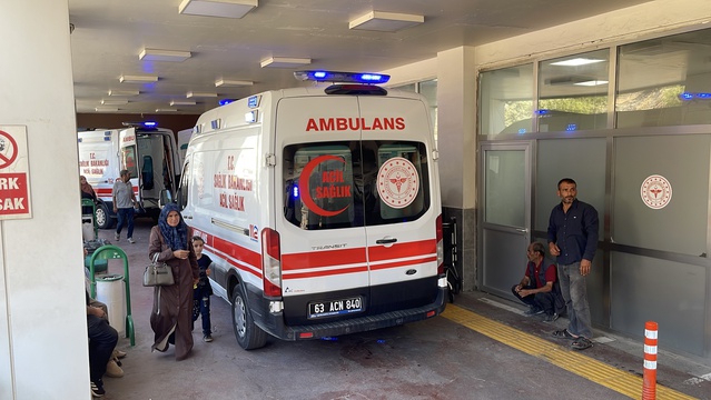 Şanlıurfa'da lise pansiyonunda gıda zehirlenmesi şüphesiyle 30 öğrenci taburcu edildi
