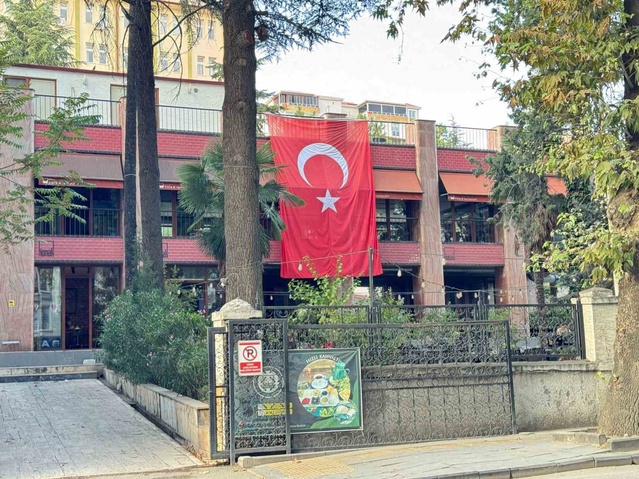 Bilecik'te Konak Kafe'nin tahliyesinde kayırma bulgusuna rastlanmadı