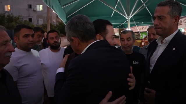 Özgür Özel, Mersin'de Atilla Taş'a 14'üncü kattan düşen kızı için başsağlığı diledi