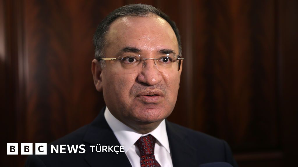 Bekir Bozdağ, TBMM Başkanvekilliği görevinden istifa etti