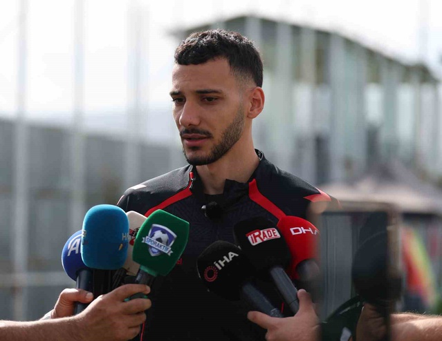 Sivassporlu Fidan, Ümraniyespor maçı öncesi Süper Lig hedefini açıkladı