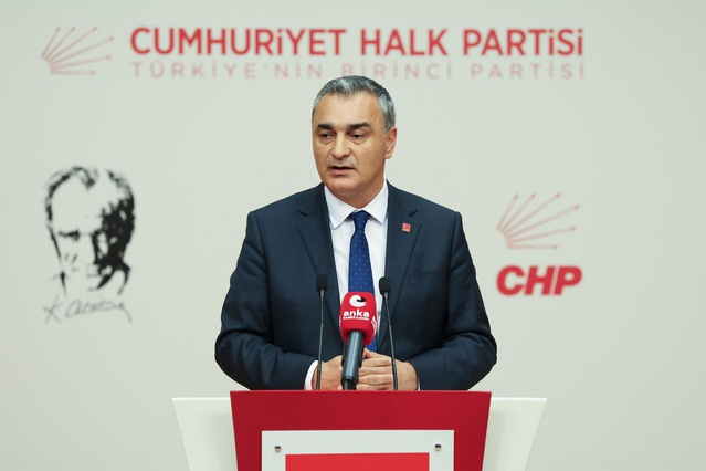 CHP'li Müslim Sarı, usta sanatçı Göksel Arsoy'un vefatı için taziye mesajı yayımladı