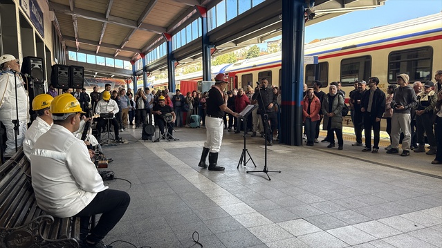 Turistik Karaelmas Ekspresi 5. seferiyle Zonguldak'a 101 turist getirdi