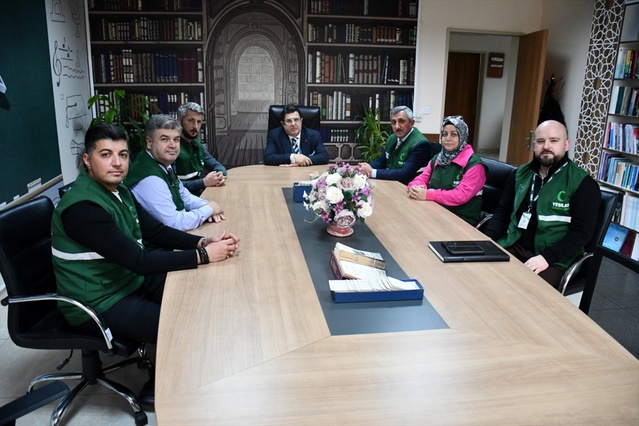 Yeşilay Tekirdağ Şubesi yönetimi, İl Milli Eğitim Müdürü Yeniyol'u ziyaret etti
