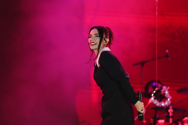 Fatma Turgut, Mardin Kültür Yolu Festivali'nde Artuklu Fuar Alanı'nda sahne aldı