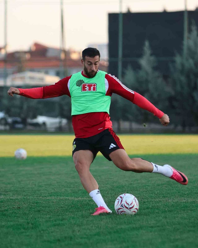 Eskişehirspor, 3-0'lık galibiyetin ardından Etimesgut SK maçı hazırlıklarına başladı