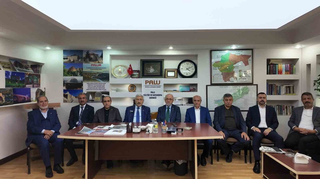 Elazığ Ticaret Borsası heyeti, dayanışma dernekleriyle kentin gelişimini görüştü