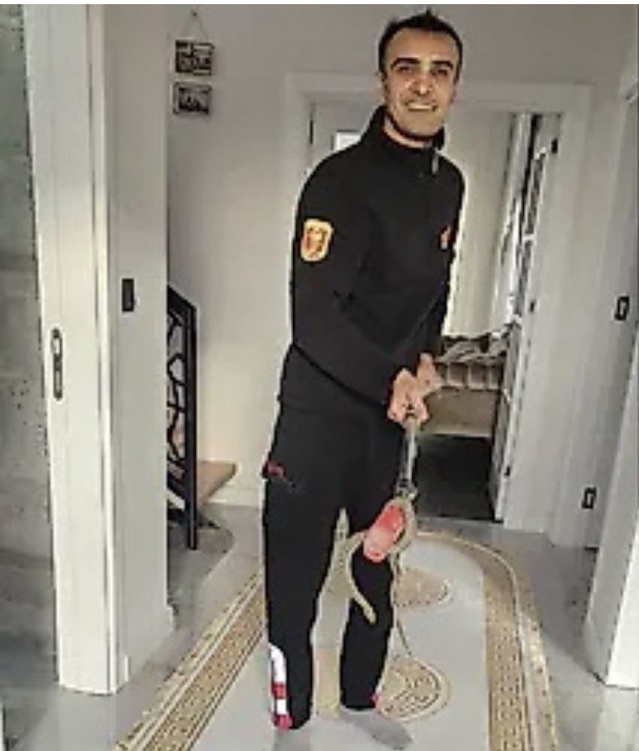 Siirt'te eve giren 1,5 metrelik yılan itfaiyenin 3 saatlik çalışmasıyla yakalandı