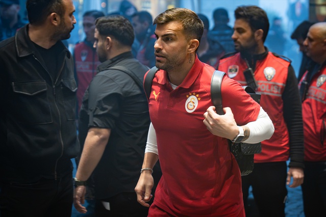 Gençlerbirliği maçı için Ankara'ya gelen Galatasaray, Eryaman'da 16.00'da oynayacak