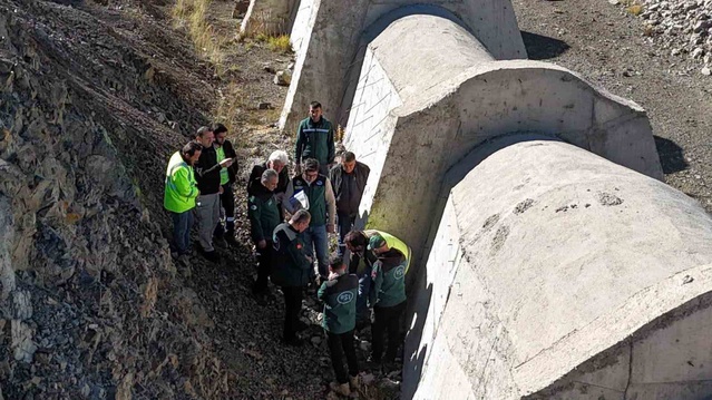 Bayburt Demirözü'nde yapımı süren Petekli Göleti 6 bin 340 dekar araziyi sulayacak