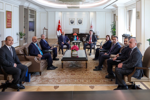Bakan Kurum, Kazakistanlı mevkidaşıyla COP31 sürecini ve iş birliğini görüştü