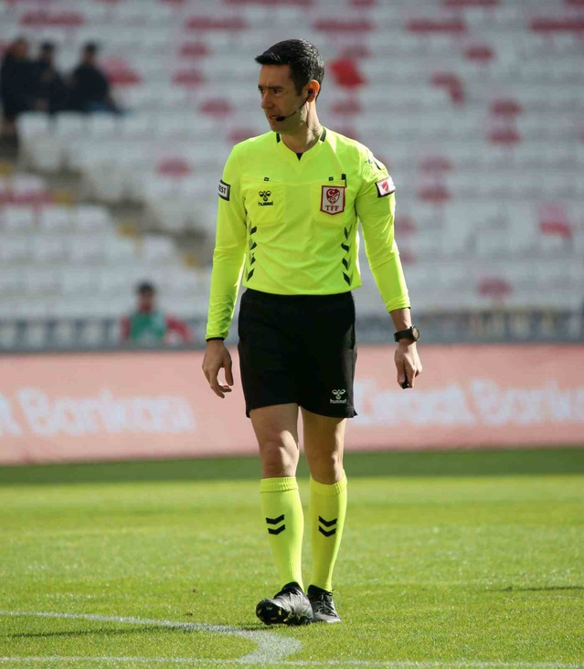 Kayserispor 25 Ekim'de Pendikspor deplasmanında, maçı Burak Pakkan yönetecek