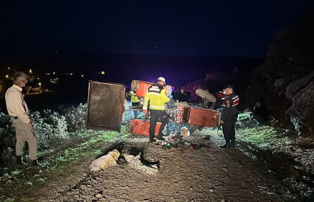 Bilecik Alpagut'ta devrilen traktörün 82 yaşındaki sürücüsü kurtarılamadı