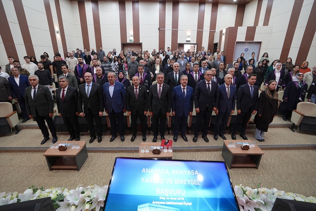 ETÜ'de 2026-2027 akademik yılı Vali Aydın Baruş'un katıldığı törenle açıldı