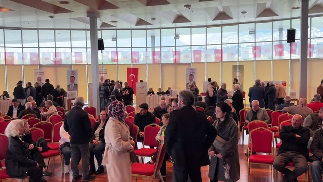 Nihat Yeşiltaş, YENİ Parti Bursa İl Başkanlığına 7 bin 59 oyla yeniden seçildi