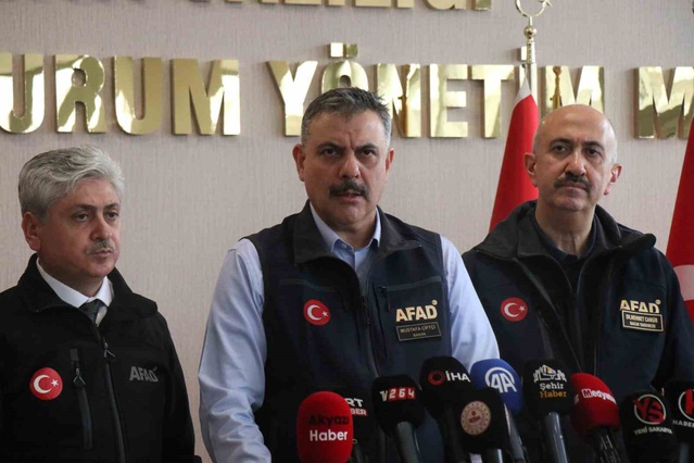 Bakan Çiftçi: Sel tehlikesi geçmedi, 5 ilde turuncu uyarı sürüyor