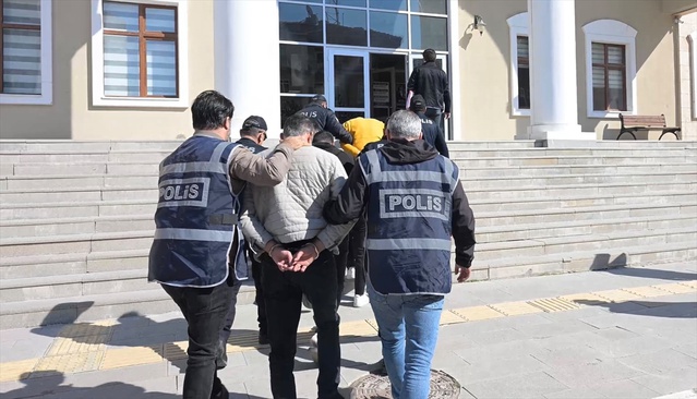 Kırşehir'de 341 bin liralık kredi kartı dolandırıcılığında 3 şüpheli tutuklandı