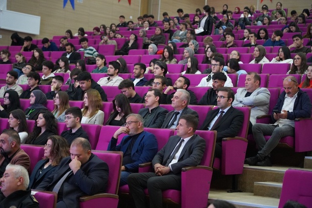 BARÜ'de başlayan ICER 2026 kongresine 14 ülkeden 300 akademisyen katılıyor