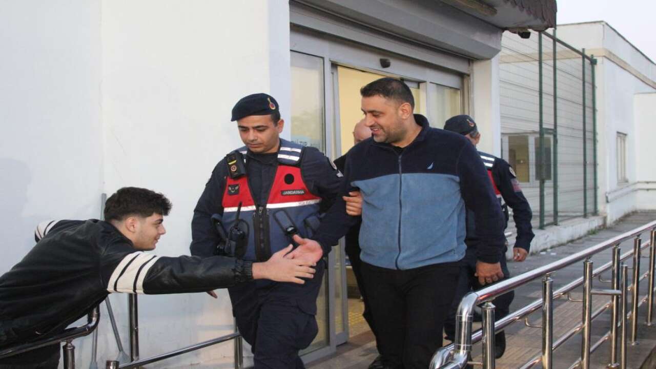 Çukurova Belediye Başkanı ve eski başkan adliyeye sevk edildi