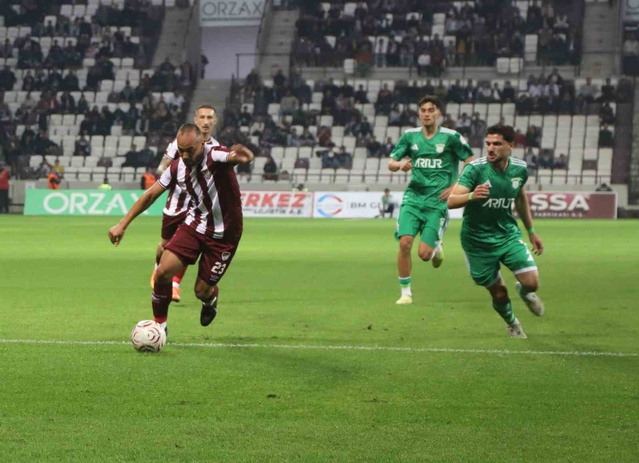 Elazığspor, Beyaz Grup 7. hafta maçında Arnavutköy Belediyespor'u 3-0 yendi