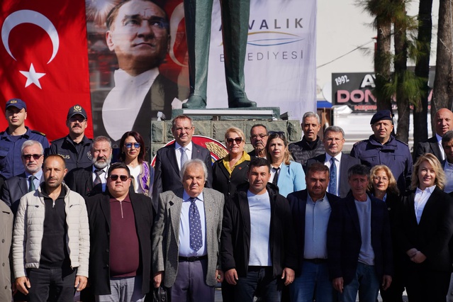 Ayvalık'ta Muhtarlar Günü törenle kutlandı, Başkan Ergin ortak akıl vurgusu yaptı
