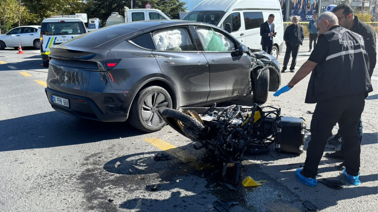 Ankara’da feci kaza! Motosiklet sürücüsü hayatını kaybetti