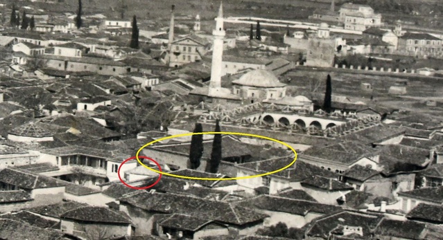 15. yüzyıldan kalan Hindistani Medresesi'nin son parçası Manisa'da kömürlük olarak kullanılıyor
