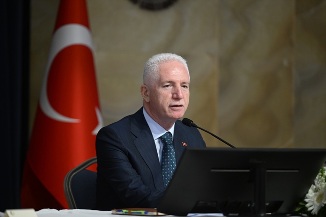 Vali Davut Gül, İstanbul İl Koordinasyon Kurulu'nda ödeneklerde tasarruf istedi