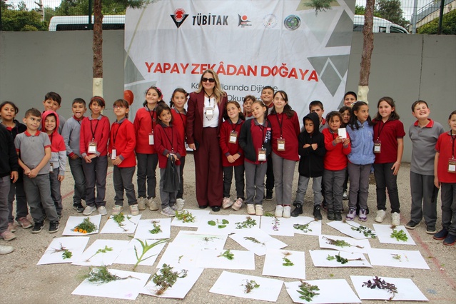 Amasya'da TÜBİTAK destekli yapay zeka ve ekoloji projesi köy okulunda