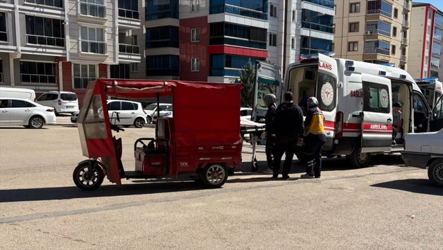 Kırıkkale'de 4 kişinin yaralandığı kazada otomobil sürücüsü 350 bin lira ceza aldı
