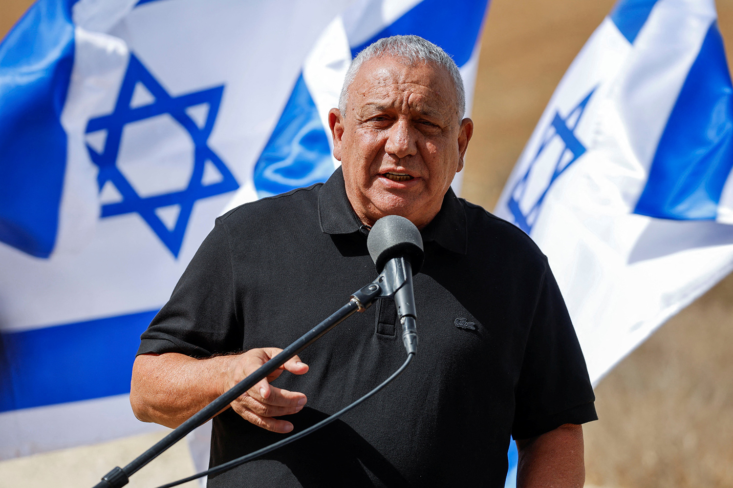 İsrail'de muhalefet lideri Eisenkot'tan "Gazze" iddiası. "Hamas'ı 18 ay içinde yenilgiye uğratırım"