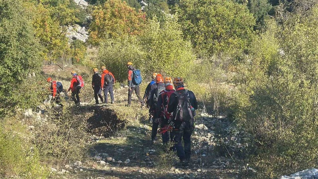 Eğitim için gittikleri kanyonda mahsur kaldılar! 1 gönüllü hayatını kaybetti, 10 kayıp