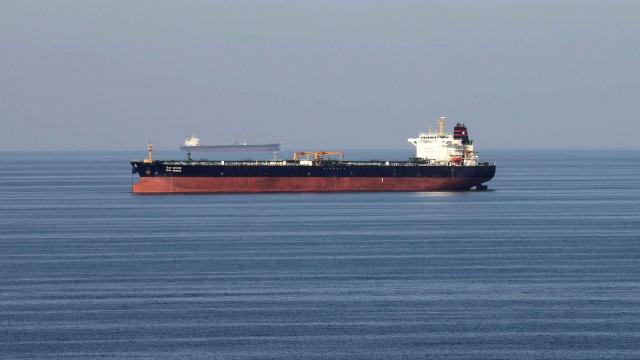 İran Devrim Muhafızları: Hürmüz Boğazı'nda 3 petrol tankeri mayına çarptı