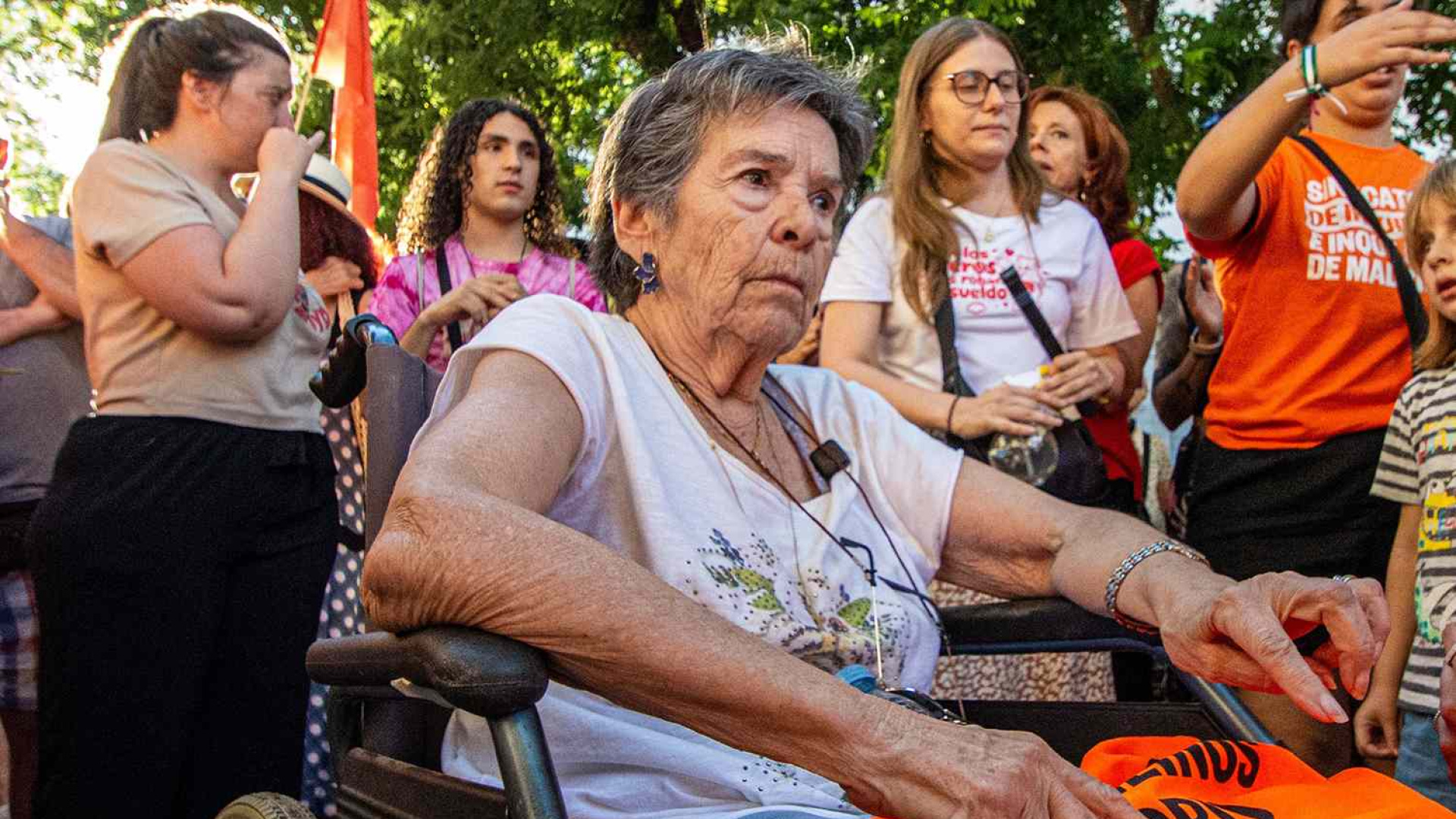 Evinden atıldı, erken seçimin önünü açtı, hayatını kaybetti
