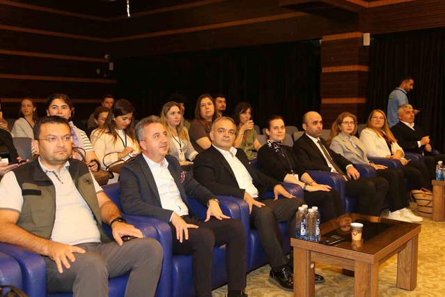 Alanya'da keçiboynuzu çalıştayı 600'den fazla üreticiye kazanç hedefiyle yapıldı