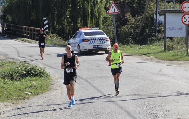 Sinop'ta yarı maratonda 30 ilden ve 10 ülkeden 700 sporcu yarıştı