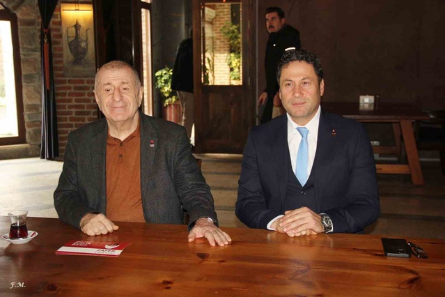 Zafer Partisi Bolu İl Başkanı Çuhadar Özdağ'ın Özcan'a desteğine tepkiyle istifa etti