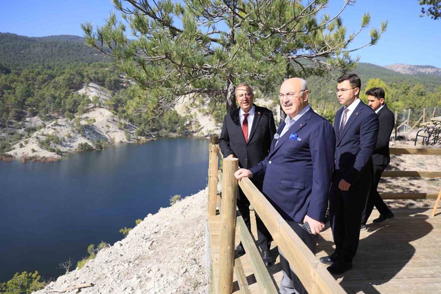 Denizli Valisi Köşger, Çameli'de yatırımları ve alabalık tesislerini inceledi